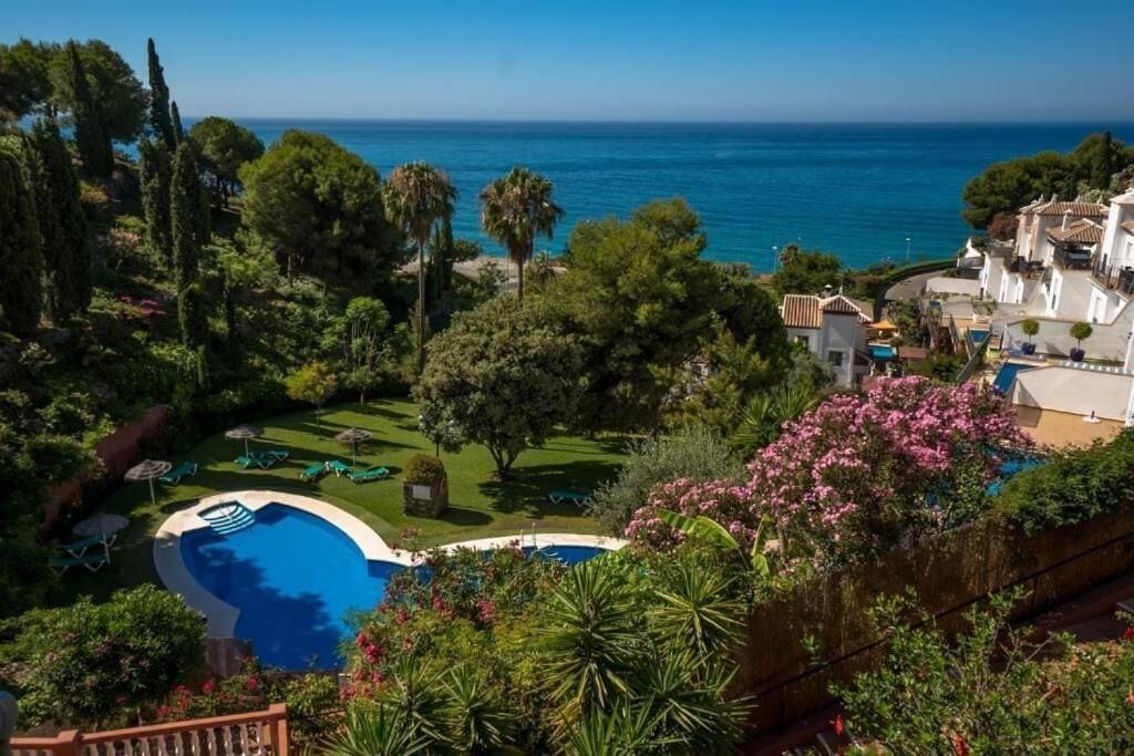 La Amapola, A Little Oasis With Sea View, 200 Meters From The Beach. Apartamento Nerja
